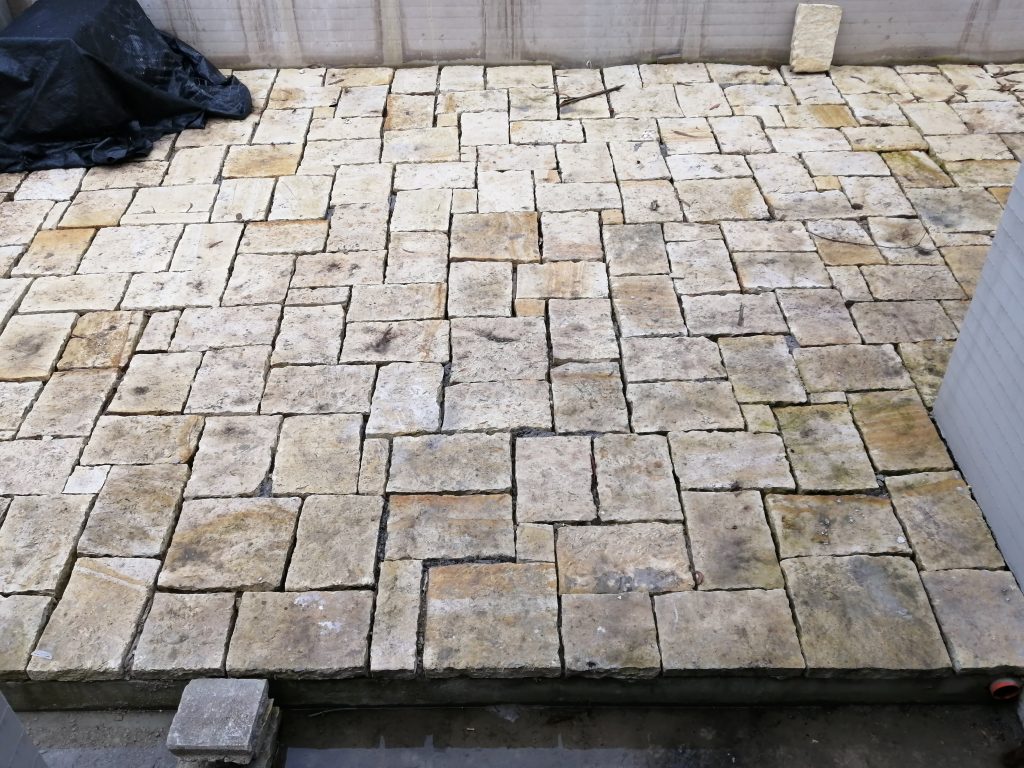 Detail De Chantier Processus Installation Pierres Parking Travaux Renovation Construction Neuve Architecte Maitre Doeuvre Paris Benazra.com