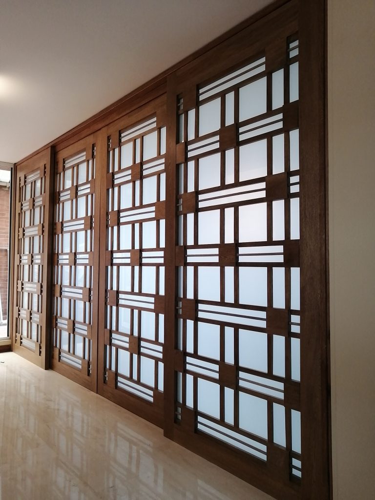 Menuiseries Bois Avec Jalousie Porte Coulissante Bureau Travaux Renovation Construction Neuve Architecte Maitre Doeuvre Paris Benazra.com